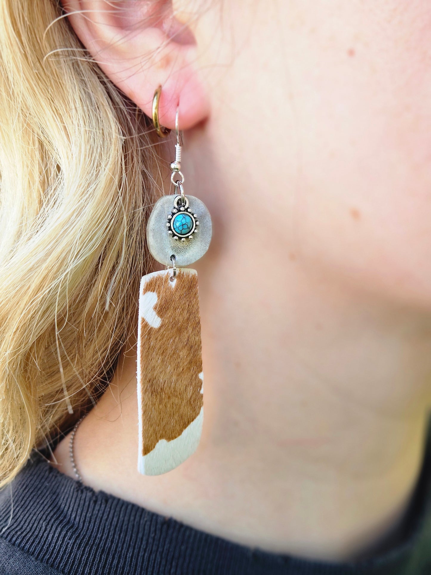 Turquoise & Hide