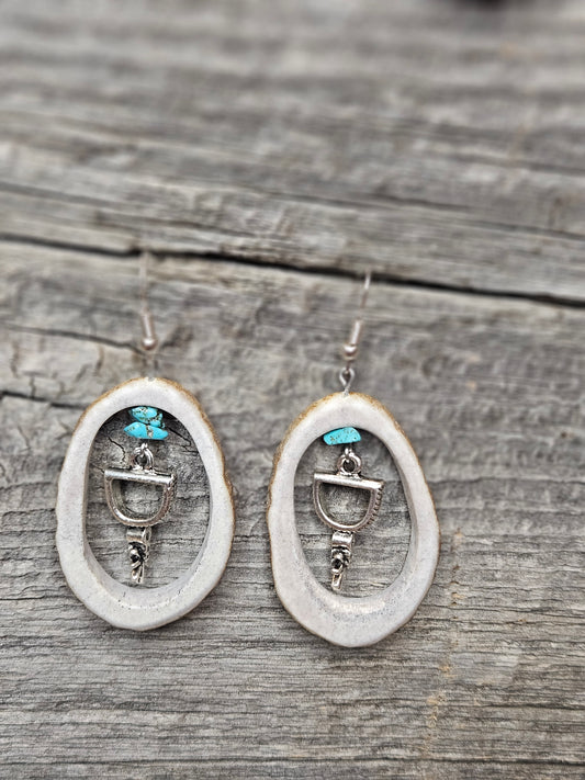 Spurs 'n Turquoise