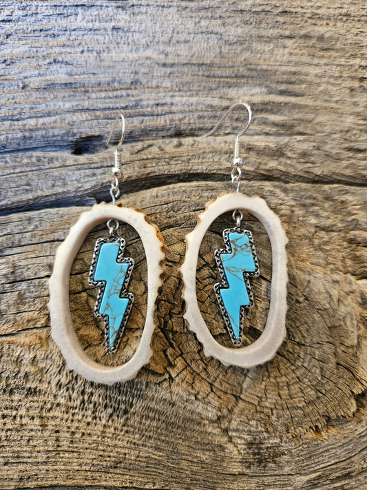 Turquoise Lightning