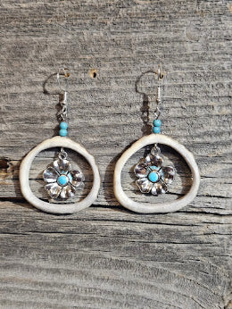 Silver flower W/Turquoise