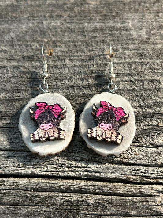 Highland Cow with pink accents