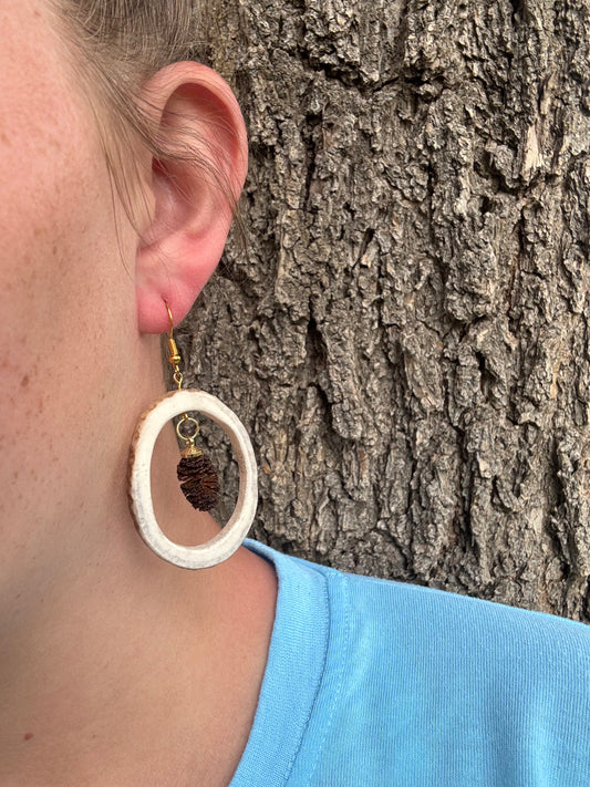 Pinecone accent
