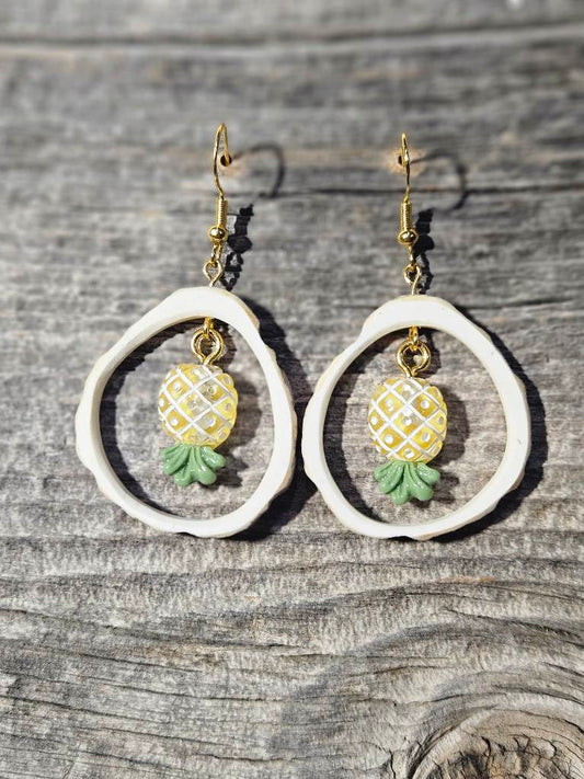 Pineapple Tropical Style
